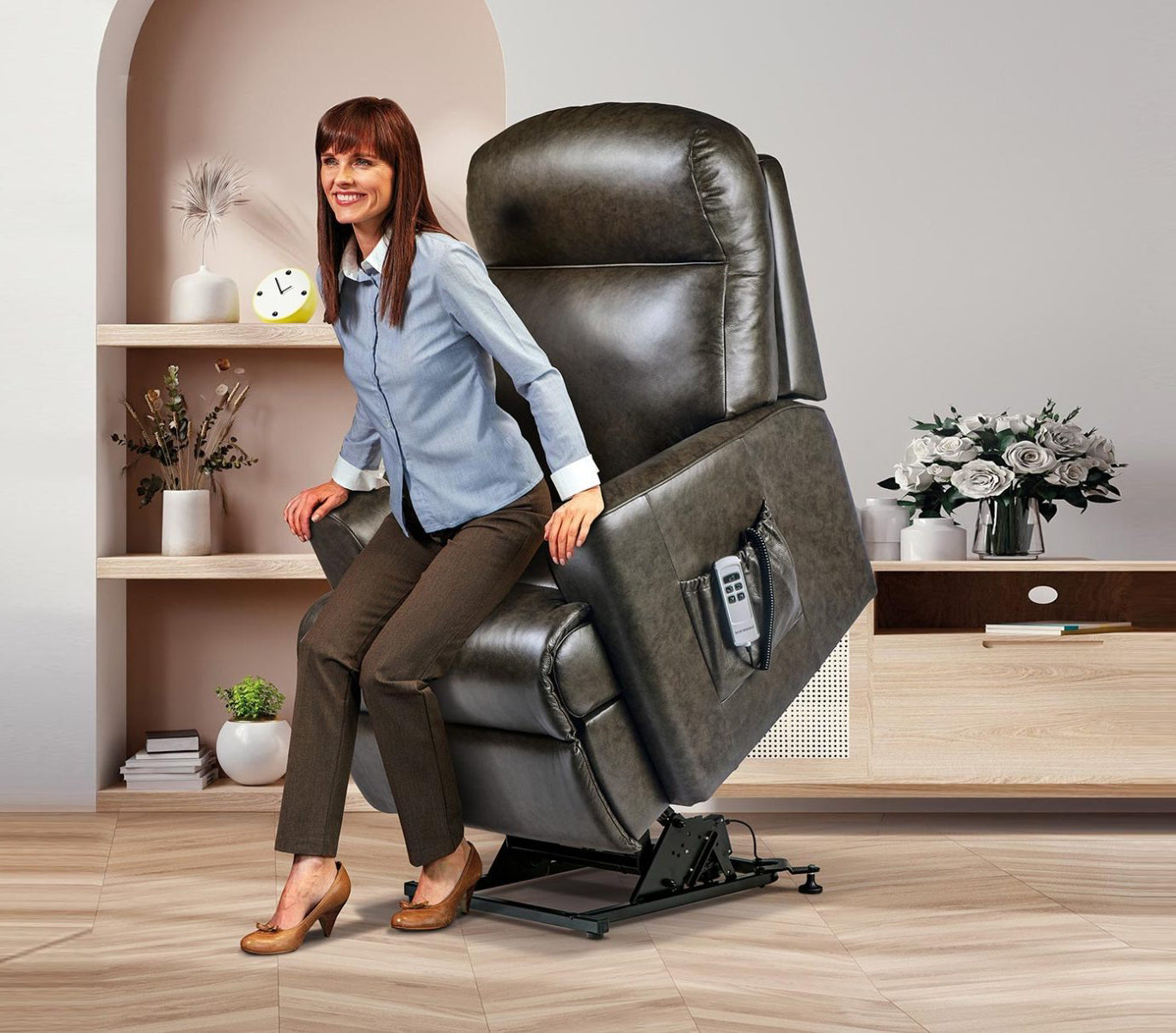 Sherborne Harrow Dual Motor Leather Rise And Recliner Armchair VAT FREE
