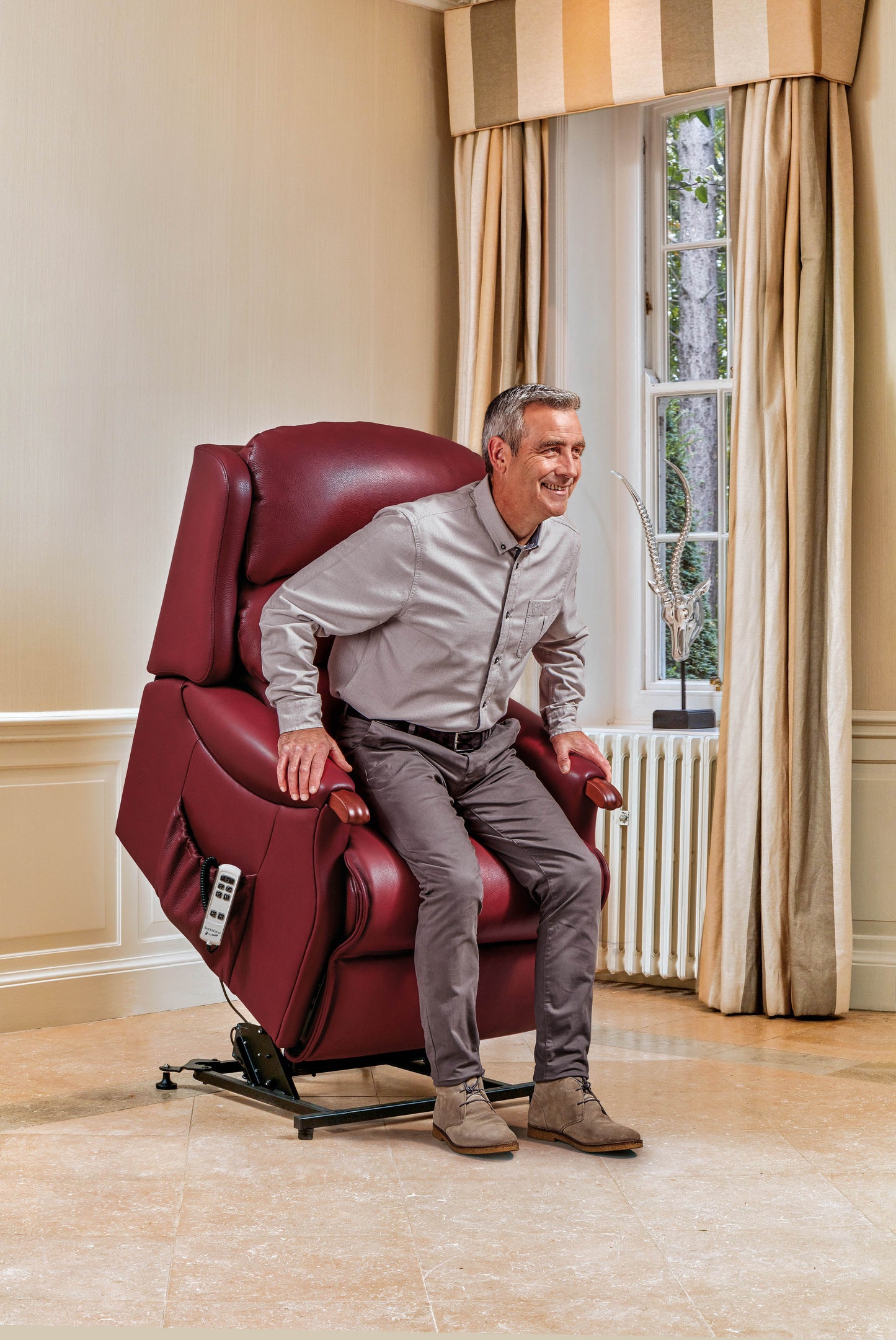 Sherborne Malham Dual Motor Leather Rise And Recliner Armchair VAT FREE