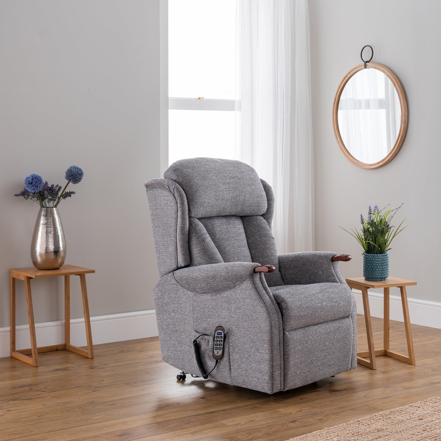Celebrity Canterbury Fixed Fabric Armchair With Mammoth Foam