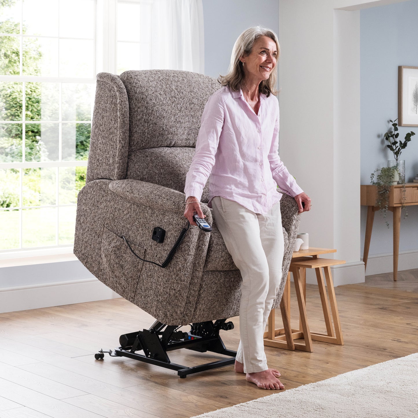 Celebrity Farndon Cloud Zero Triple Motor Rise And Recliner Fabric Armchair With Mammoth Foam & Lumbar & Headrest Adjustment Option VAT FREE