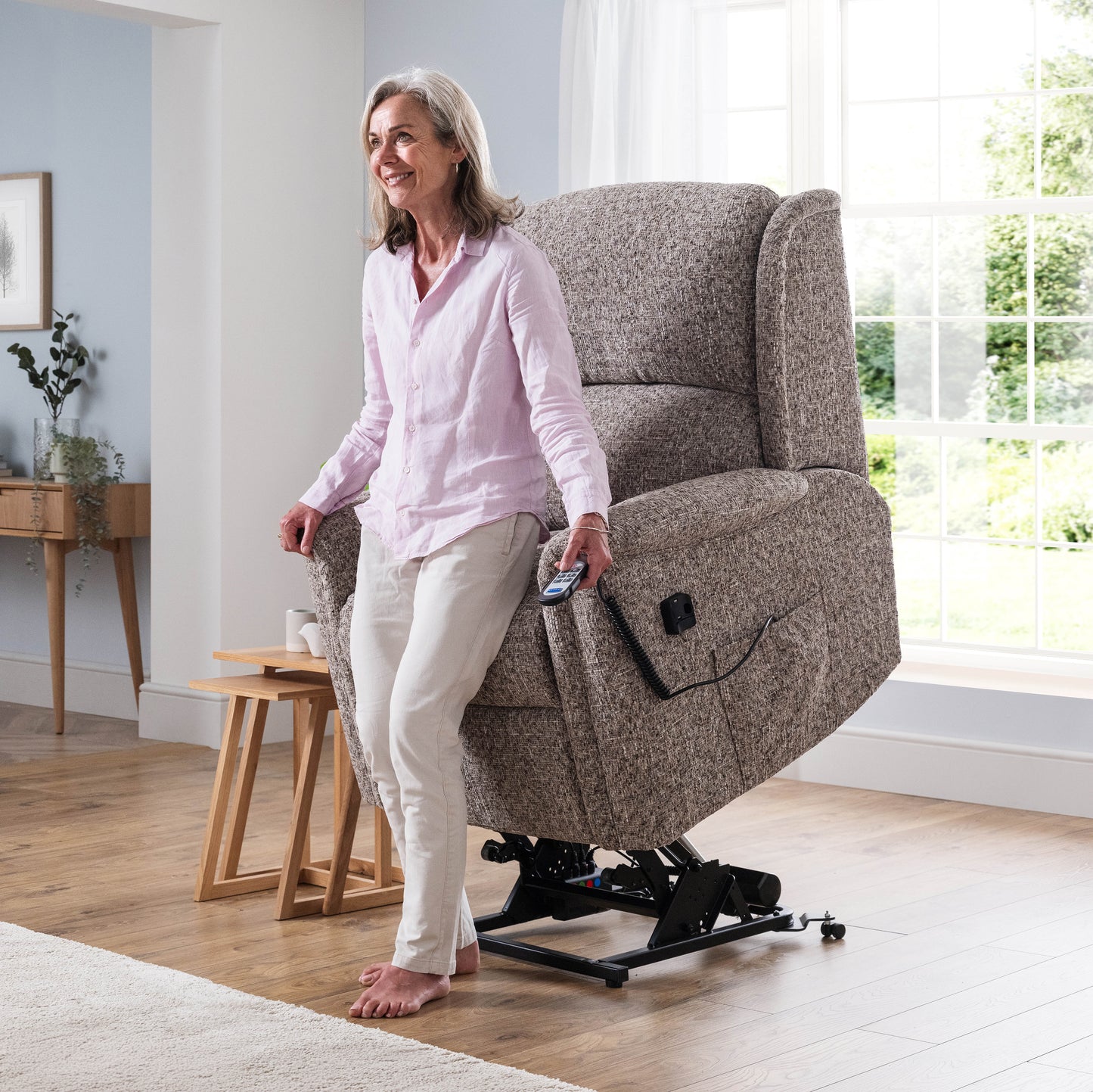 Celebrity Farndon Cloud Zero Triple Motor Rise And Recliner Fabric Armchair With Mammoth Foam & Lumbar & Headrest Adjustment Option VAT FREE