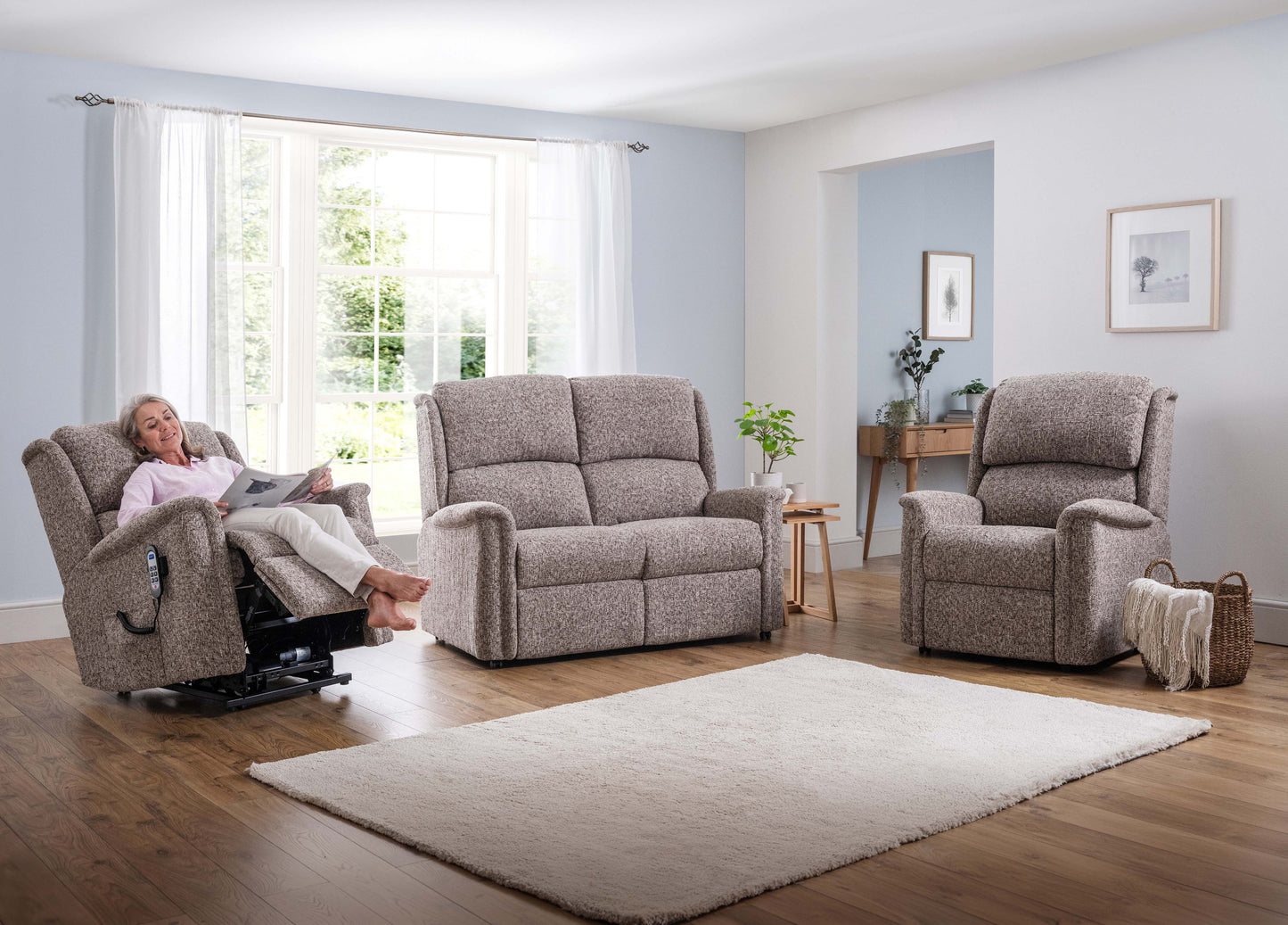 Celebrity Farndon Manual Recliner With Swivel Option Fabric Armchair With Mammoth Foam