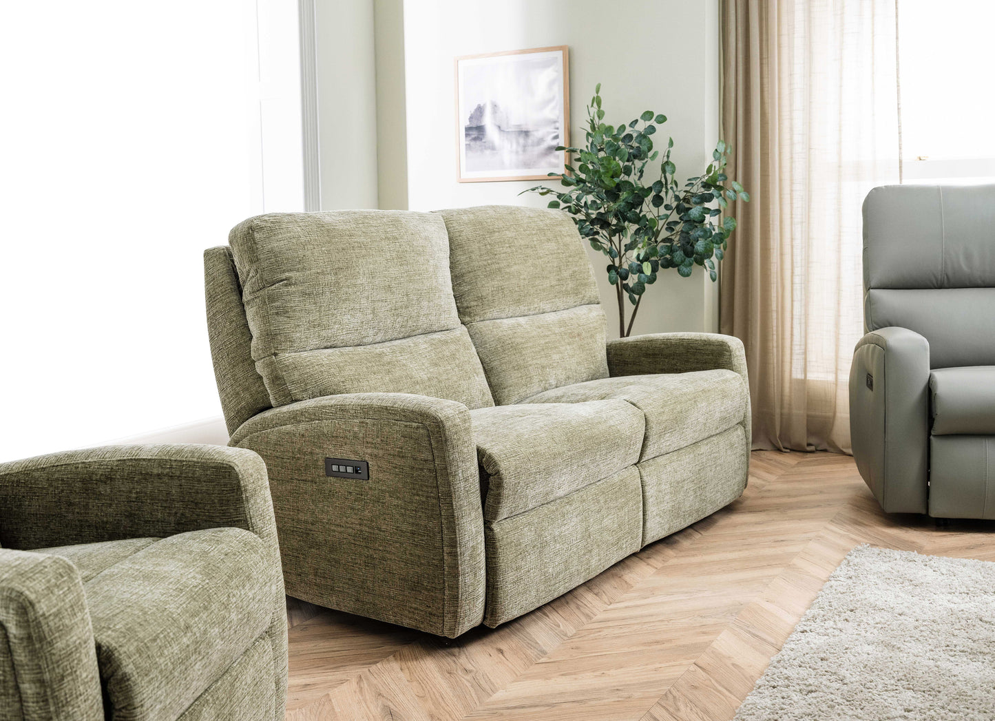 Celebrity Southwell Three Seater Fixed Fabric Sofa With Mammoth Foam