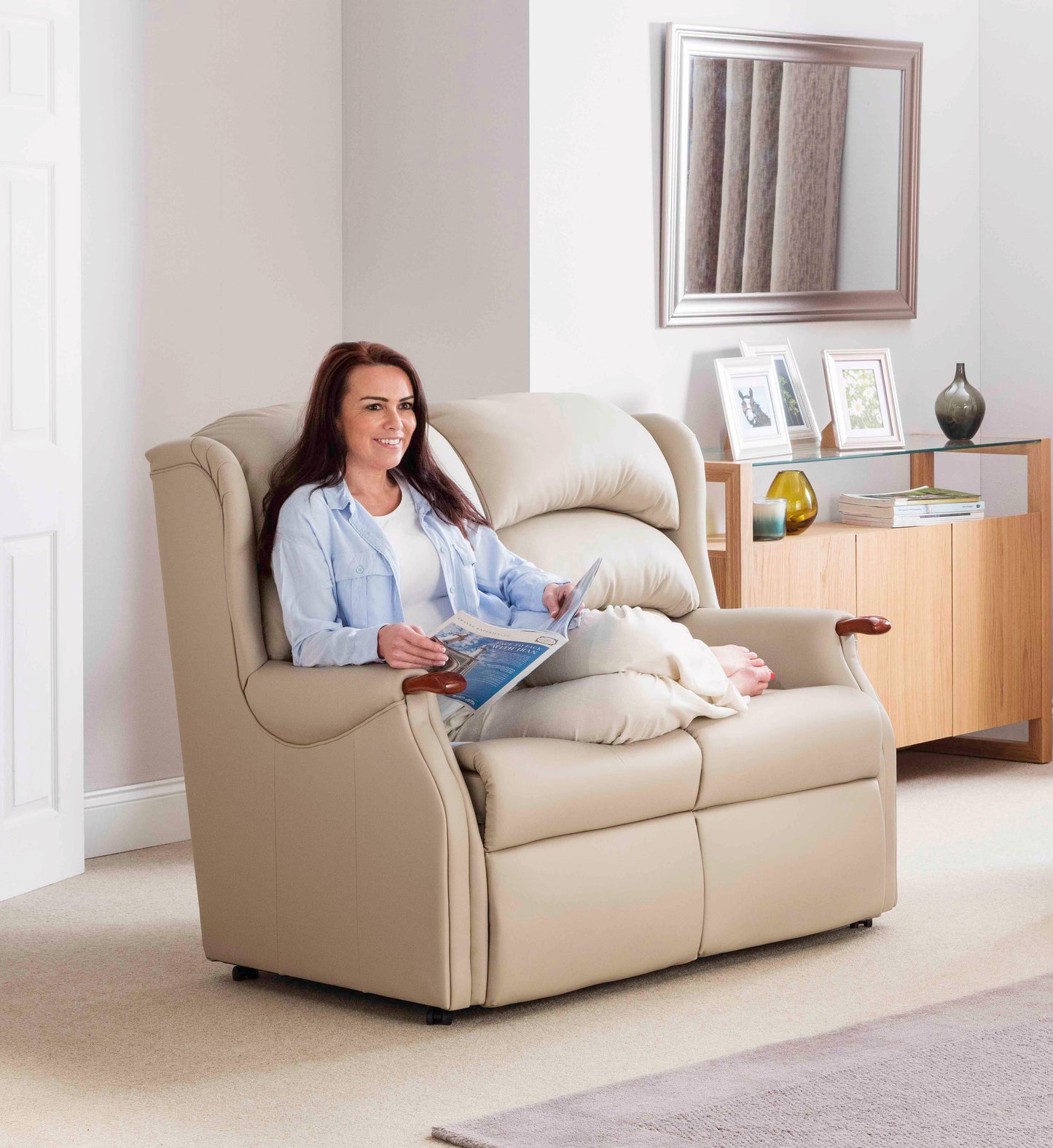 Celebrity Westbury Two Seater Fixed Leather Sofa