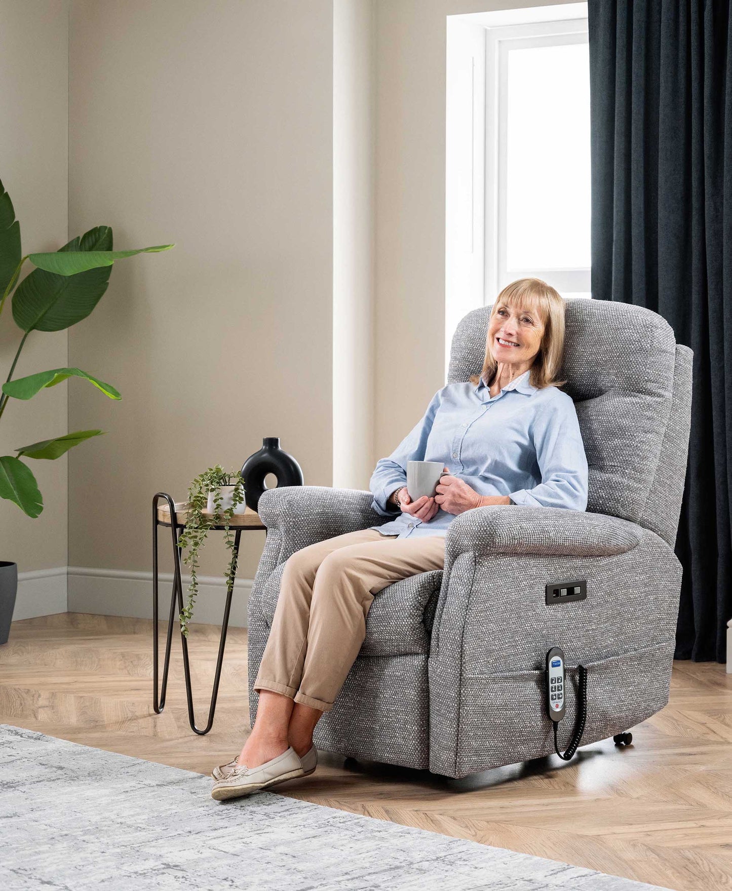 Celebrity Hollingwell Fixed Fabric Armchair With Mammoth Foam