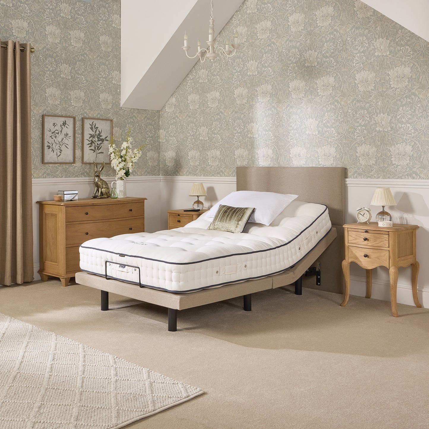 Jade Motion Adjustable Bed With A Natural 2500 Pocket Sprung Medium Feel Mattress VAT FREE